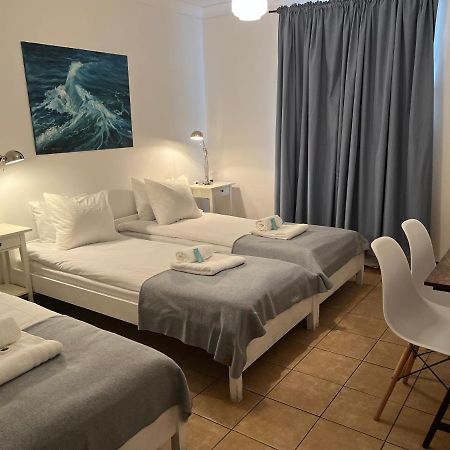 Pod Roza Economy Bed & Breakfast Леба Екстериор снимка